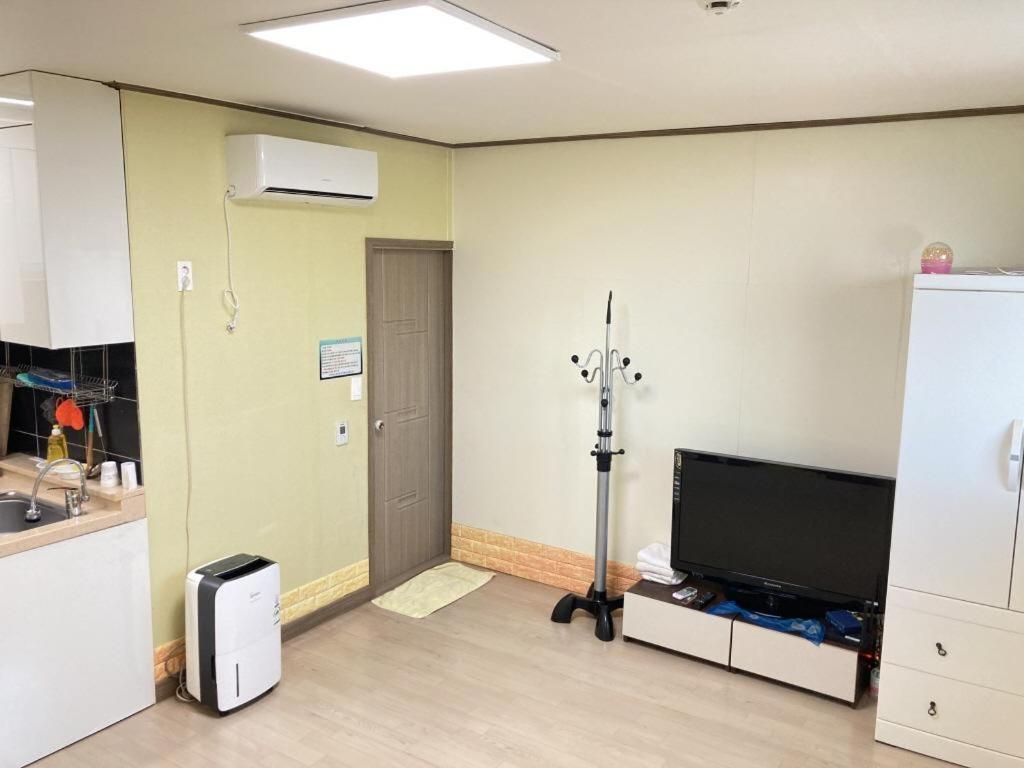 Taean Jiyu Ne Pension Room photo