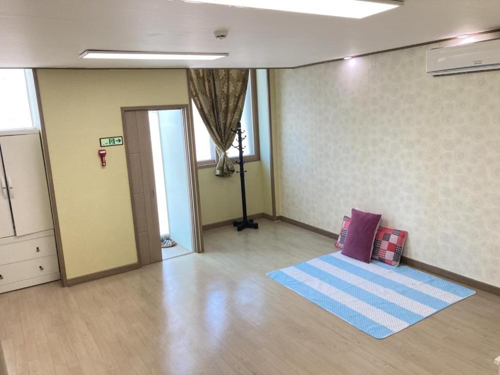 Taean Jiyu Ne Pension Room photo